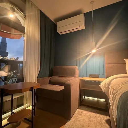 Premium Hotel, Mediterranean Food & Mezze Bar *